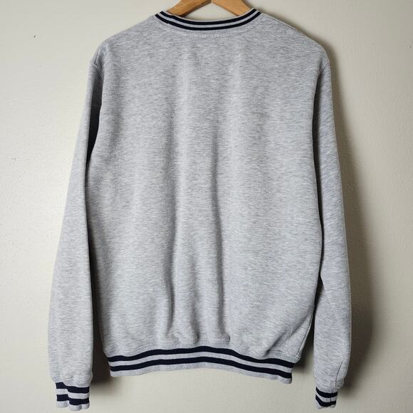 Yale University Men's Official Merch Sweatshirt Crewneck Medium Gray/Blue - Picture 3 of 10